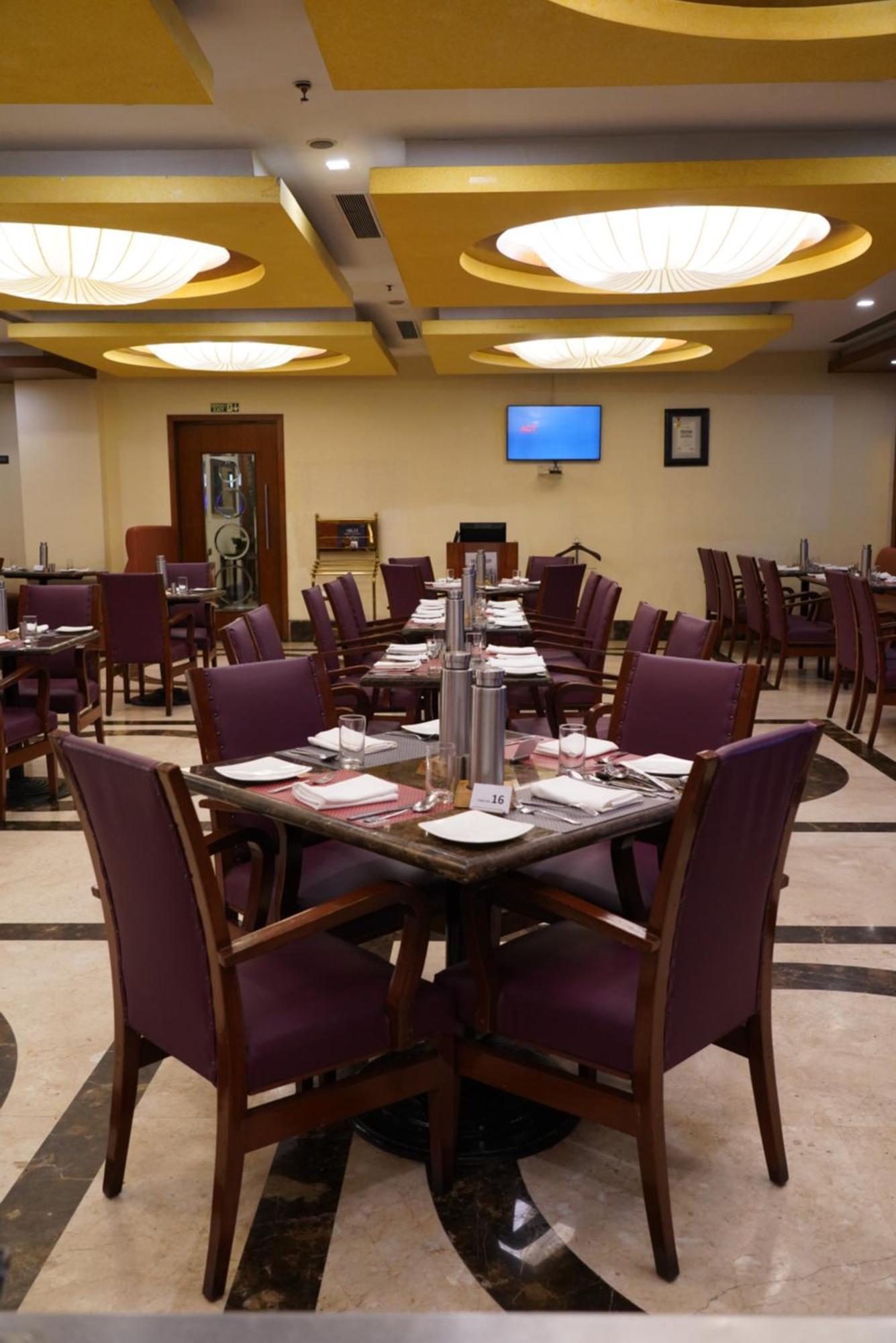 Fortune Select Jp Cosmos, Bengaluru - Member Itc Hotels' Group Bangalore Exterior foto